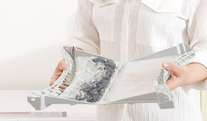 Bộ lọc xơ vải kép trong máy sấy LG DUAL Inverter Heat Pump™