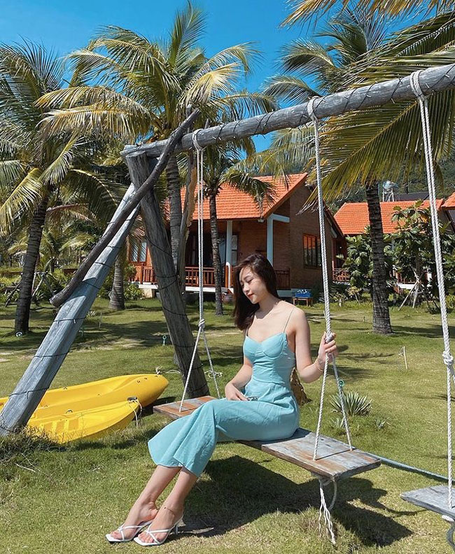 Cô hết lòng vun vén cho tổ ấm nhỏ, luôn đồng hành với chồng trong sự nghiệp sân cỏ.&nbsp;
