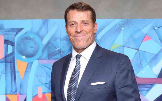 Triệu phú Tony Robbins