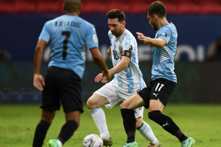 Video Argentina - Uruguay: Messi "nhảy múa", nghẹt thở đến phút cuối (Copa America)