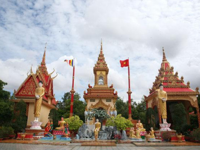 Du lịch - Lộng lẫy chùa Xiêm Cán