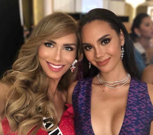 Mỹ nhân chuyển giới đầu tiên thi Miss Universe giờ ra sao? - 7