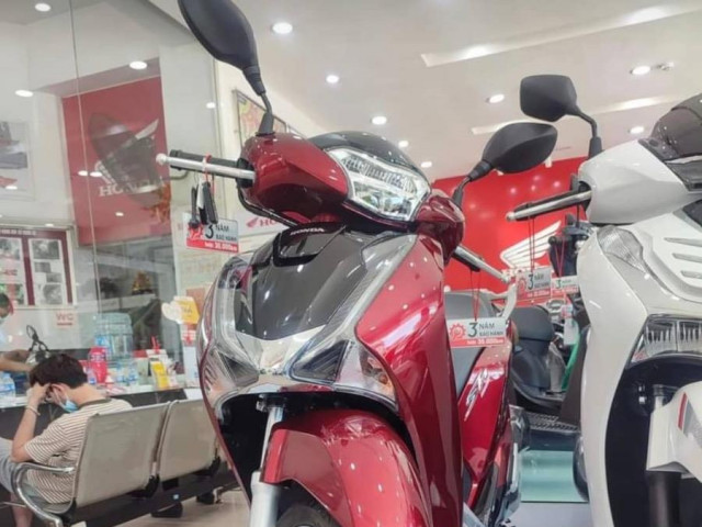 Thế giới xe - Honda SH 2019 tiếp tục chênh kỷ lục dù xe để kho đã lâu