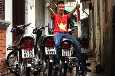 Hoàng Đình Tiến - chàng trai 9x với niềm đam mê xe Honda Dream biển "tứ quý"