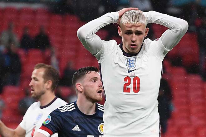 ĐT Anh mất ngôi đầu bảng D sau trận hòa với Scotland