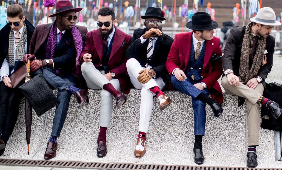 Bí quyết giúp chàng mặc quần "hoa hòe hoa sói" rạng ngời không chói lóa - 3