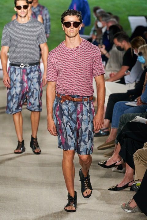 Sự tinh tế và thoải mái trong bộ sưu tập mới nhất của Armani dành cho năm 2021 - 3