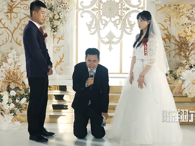 Cười 24H - Hành động của MC khiến bao người phải ngỡ ngàng trong đám cưới