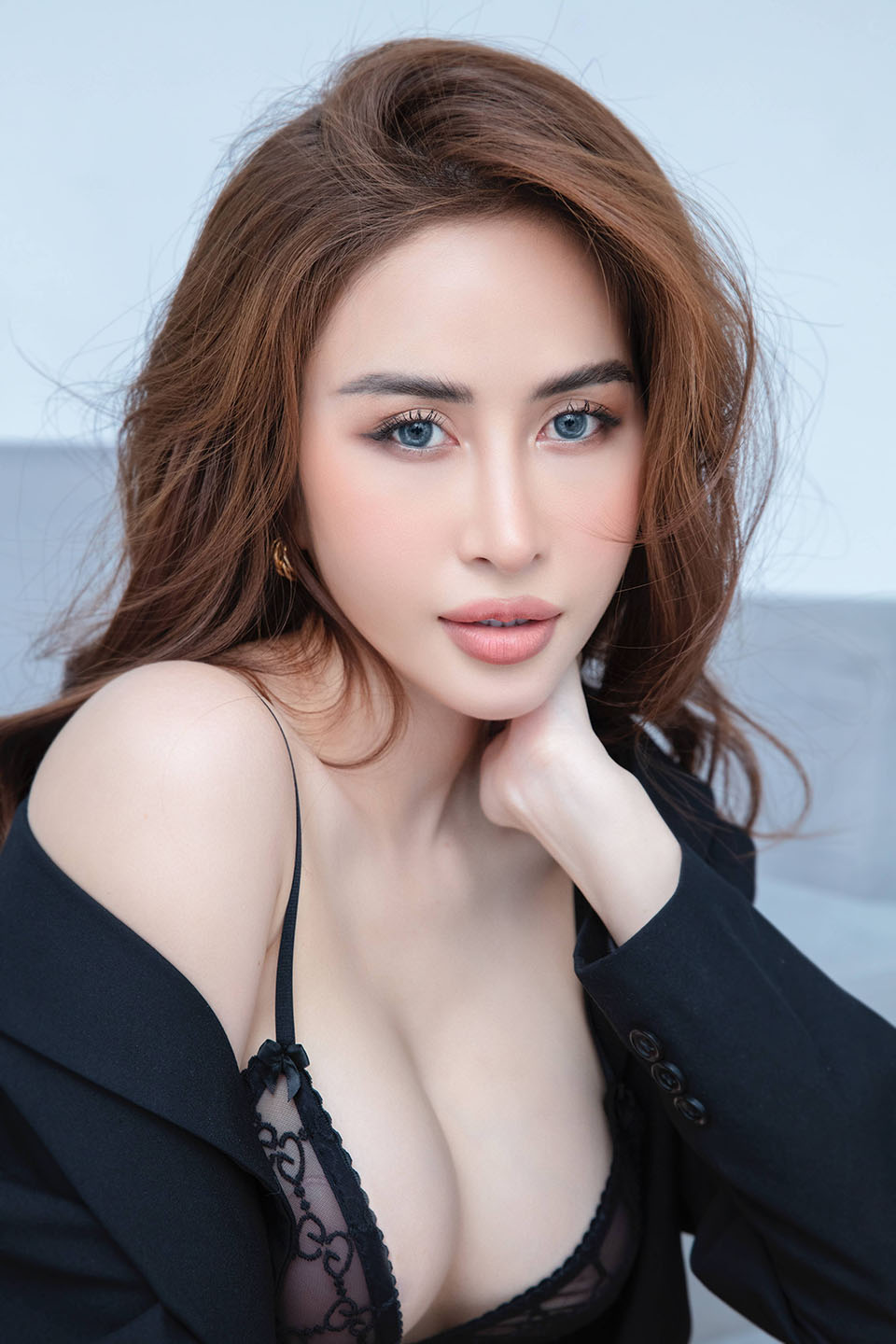 Hoa hậu quê Bạc Liêu khoe body nóng bỏng - 9
