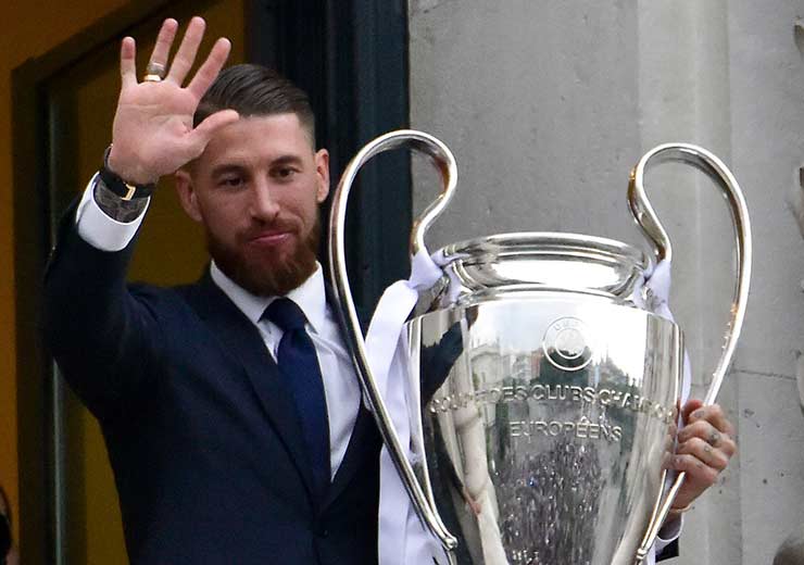 Ramos rời Real sau 16 năm gắn bó