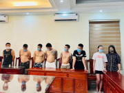 Pháp luật - Đại ca mở tiệc sa đọa trong khách sạn, hai &quot;chân dài&quot; vào góp vui