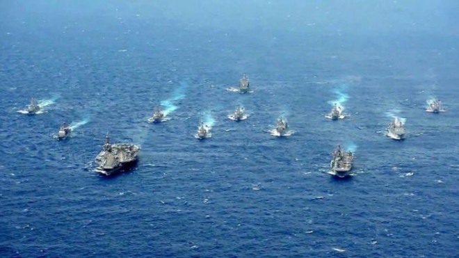 Khi có hạm đội mới phụ trách khu vực Đông Ấn Độ Dương, Hạm đội 7 được cho là sẽ tập trung ưu tiên tại Biển Hoa Đông, Biển Đông