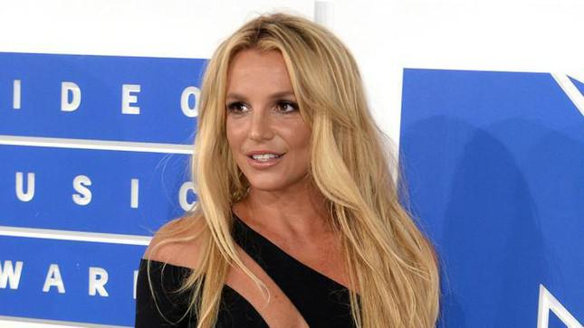 Thế giới sốc trước lời khai của Britney Spears tại tòa: Bị ép sống như nô lệ suốt 13 năm - 1