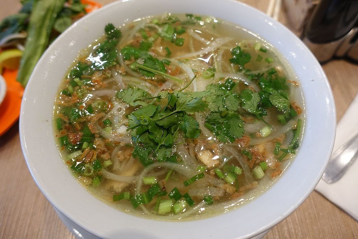 Top 11 món ăn ở Việt Nam được du khách đặc biệt yêu thích - 3