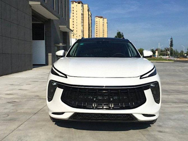 Ô tô - Năm tháng, Việt Nam chi 1,5 tỉ USD mua ô tô nguyên chiếc