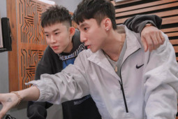 "Gà cưng" Kay Trần cuối cùng đã ra sản phẩm sau khi về “chung nhà” với Sơn Tùng M-TP