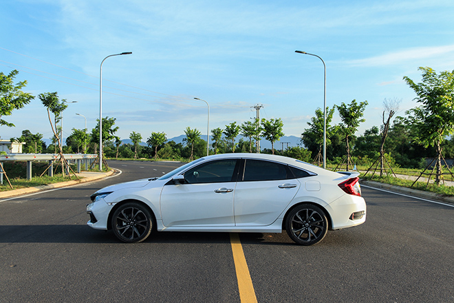 Giá xe Honda Civic lăn bánh tháng 6/2021 - 6