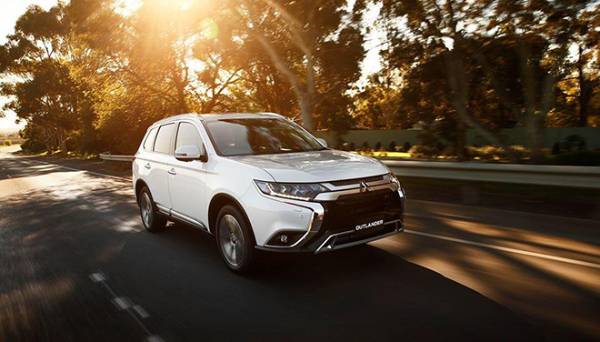 Giá xe Mitsubishi Outlander lăn bánh tháng 6/2021 - 16