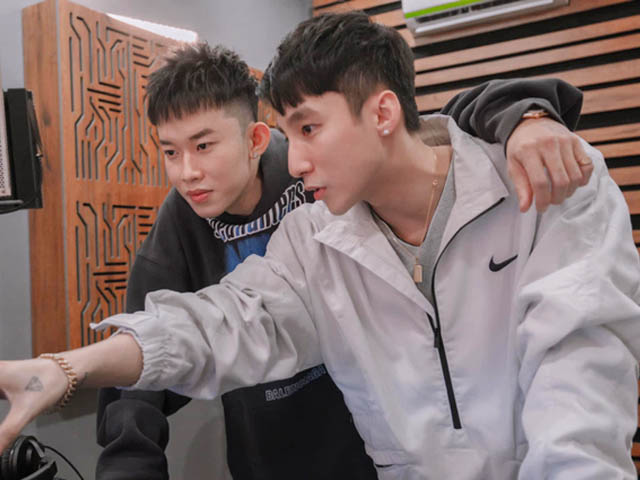 Ca nhạc - MTV - "Gà cưng" Kay Trần cuối cùng đã ra sản phẩm sau khi về “chung nhà” với Sơn Tùng M-TP