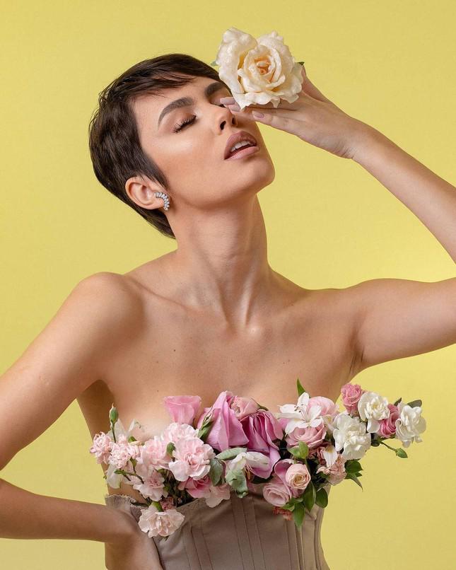 Mỹ nhân tóc tém sở hữu vẻ đẹp bốc lửa lên ngôi Hoa hậu Hoà bình Brazil 2021 - 7