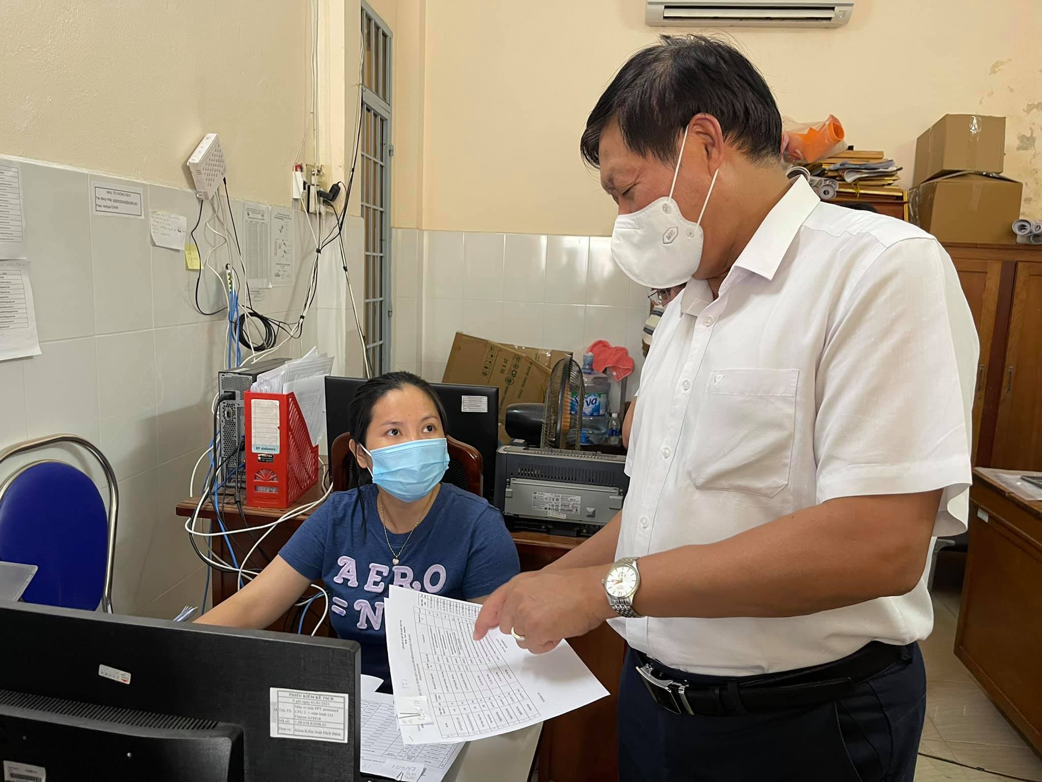 Bộ Y tế nói gì về việc thí điểm đón khách du lịch có hộ chiếu vắc-xin tại Phú Quốc? - 1