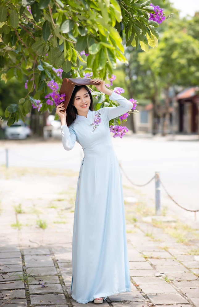 Nữ MC, Top 15 HHVN Hà Thanh Vân kết hôn với doanh nhân đầu ngành xuất khẩu - 8