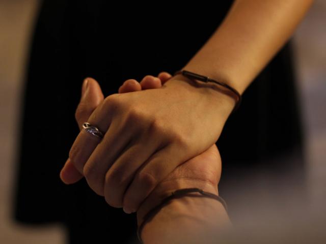 Sức khỏe đời sống - Anh chàng không dám nắm tay khi yêu vì căn bệnh này đã đeo bám hơn 20 năm