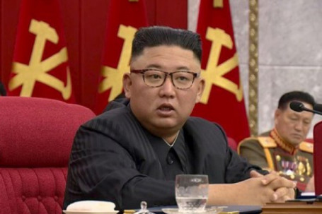 Động cơ gì khiến báo chí Triều Tiên đưa tin ông Kim giảm cân?