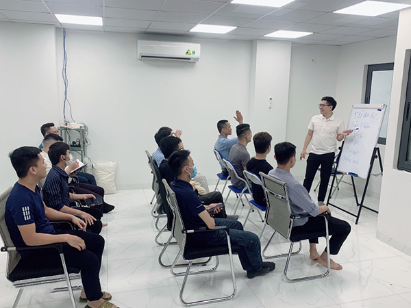 Thành công luôn mỉm cười với những ai đủ cố gắng