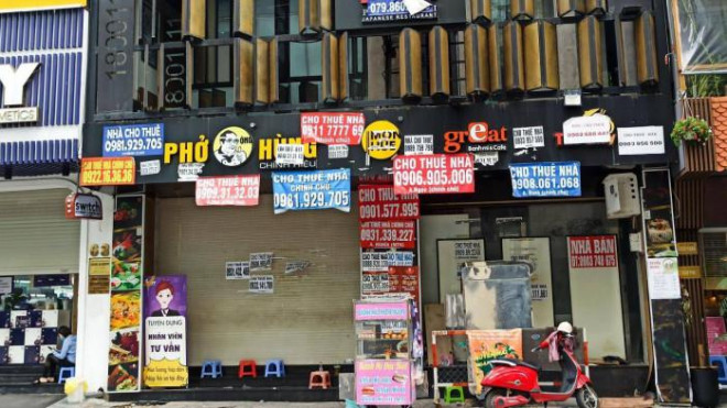 Chi chít giấy dán cho thuê nhà, cho thuê mặt mặt bằng.