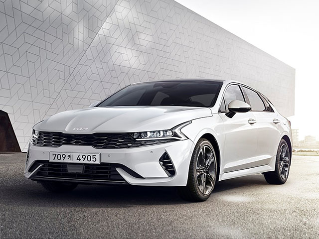 Ô tô - Ra mắt Kia K5 2022, trang bị logo mới và thay đổi nhẹ về thiết kế