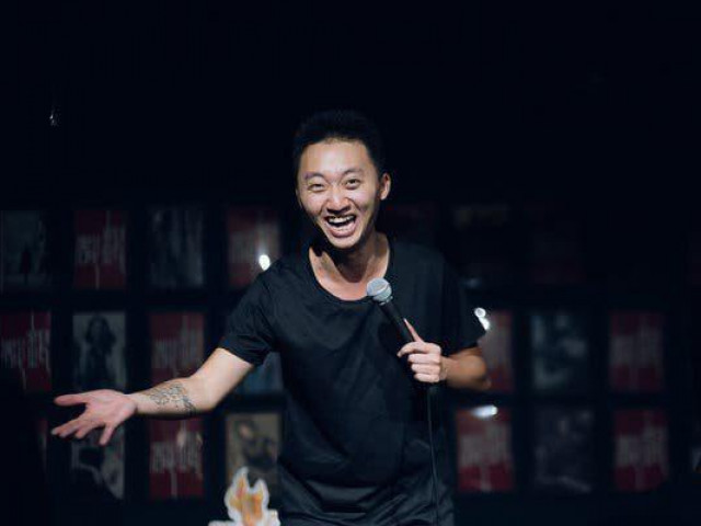 Kinh doanh - Vì sao các thương hiệu lớn đổ xô đi sản xuất... tiếng cười?