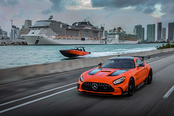 Ngắm siêu tàu cao tốc lấy cảm hứng từ mẫu xe Mercedes-AMG GT Black Series - 1