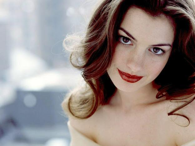Beauty secrets of Lady Anne Hathaway at the age of 40 - 2