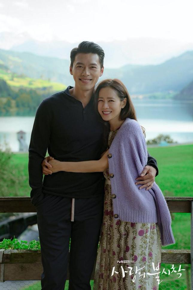 Hyun Bin - Son Ye Jin wedding: Two models of the bride's wedding dress cost more than 750 million - 5