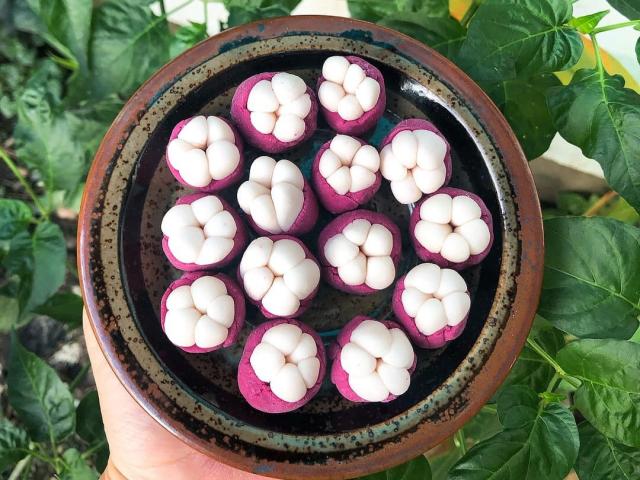 Ẩm thực - Tết Hàn thực thử vào bếp làm chè “măng cụt”, thành phẩm khiến ai nấy đều trầm trồ