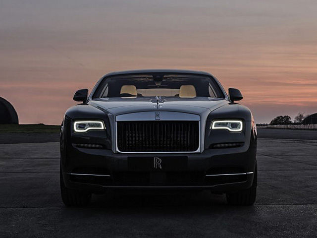 Rolls-Royce ngừng nhận sản xuất hai dòng xe, chờ đón siêu phẩm chạy điện mới