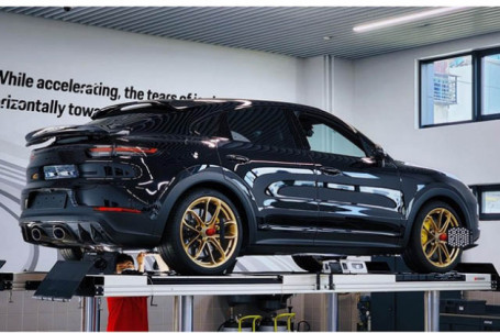 Porsche Cayenne Turbo GT mới có mặt tại Việt Nam, giá bán hơn 12 tỷ...