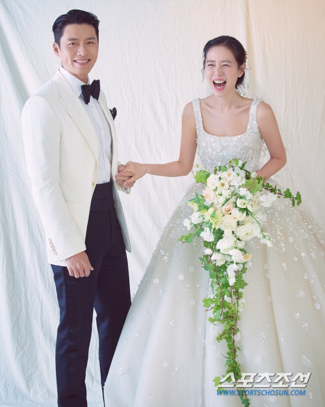 Hyun Bin và Son Ye Jin chi bao nhiêu cho tiệc cưới?