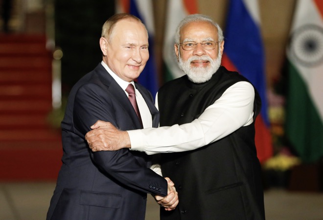 Tổng thống Nga Vladimir Putin gặp Thủ tướng Ấn Độ Narendra Modi vào ngày 6.12.2021.