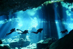 Du lịch - Khám phá "giếng trời linh thiêng" cổ đại hoang sơ tuyệt mỹ của người Maya