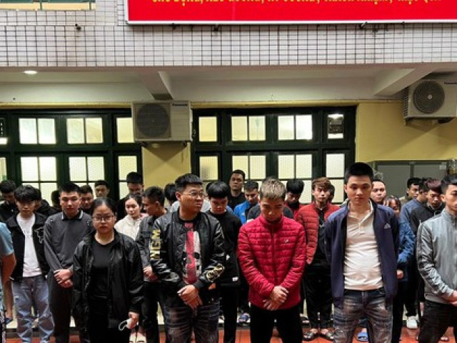 Pháp luật - Bắt 31 đối tượng trong đường dây làm giả giấy phép lái xe, thu lợi 20 tỷ đồng