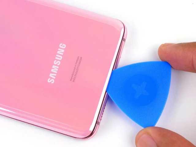 Thời trang Hi-tech - Samsung lại học theo Apple