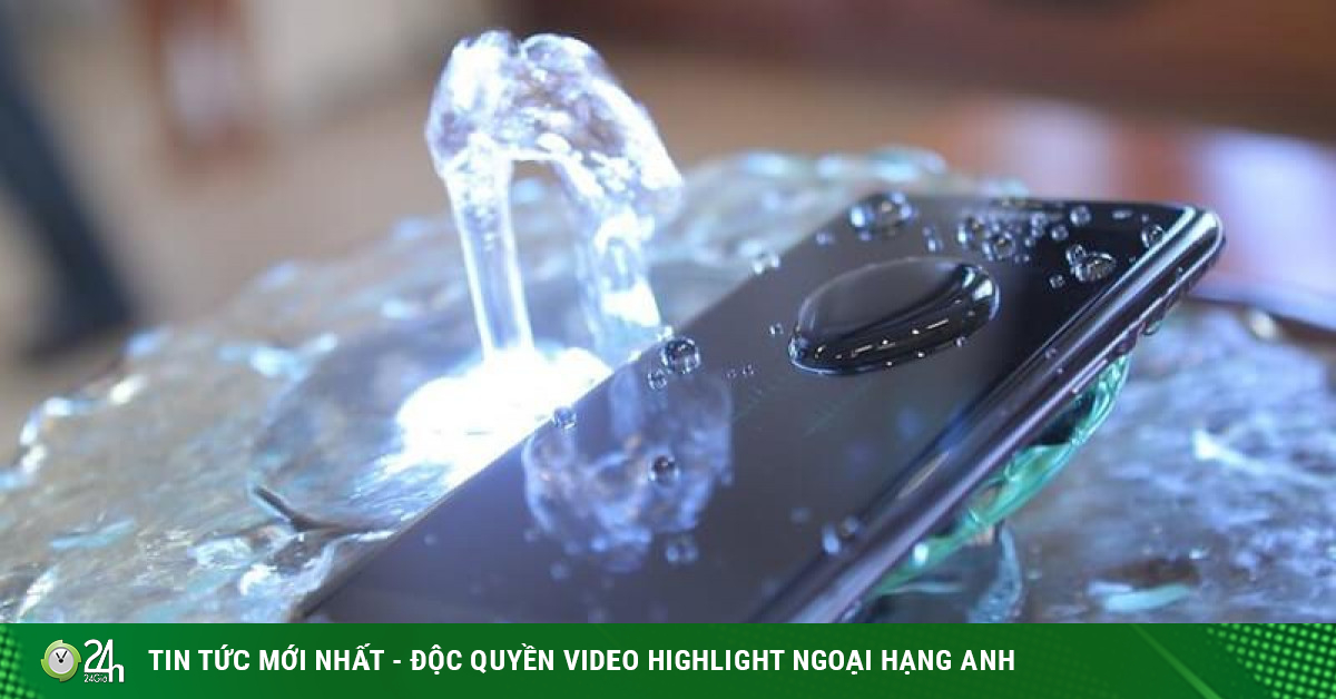 6 things you need to do immediately when your phone is in water – Information Technology