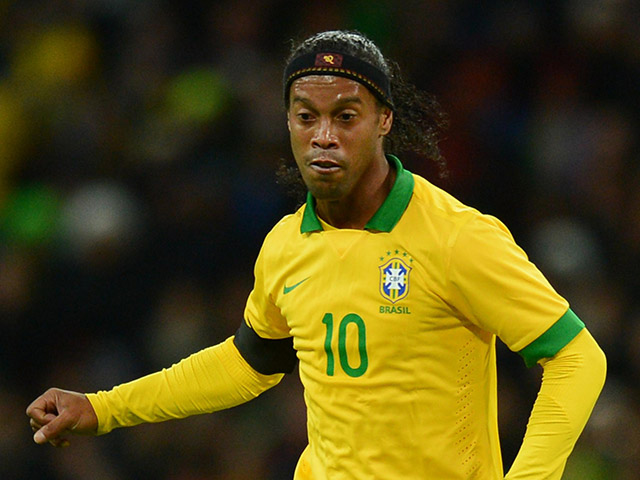 Bóng đá - Tin mới nhất bóng đá tối 2/4: Ronaldinho tiếc vì Italia không thể dự World Cup