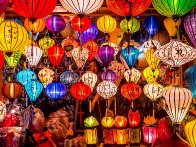 16 điểm đến ngập sắc cầu vồng, thành phố đèn lồng Việt Nam góp mặt