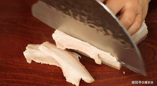 Biến tấu thịt luộc nhàm chán bằng vài bước đơn giản, có ngay món ăn thơm ngon đẹp mắt - 4