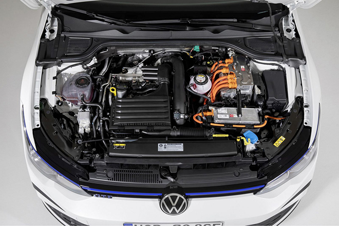 Volkswagen recalls more than 100,000 vehicles equipped with plug-in-hybrid engines - 3