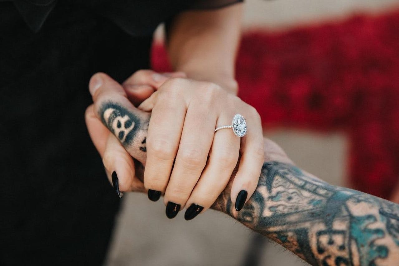 Hollywood's engagement ring trend is oval - 4