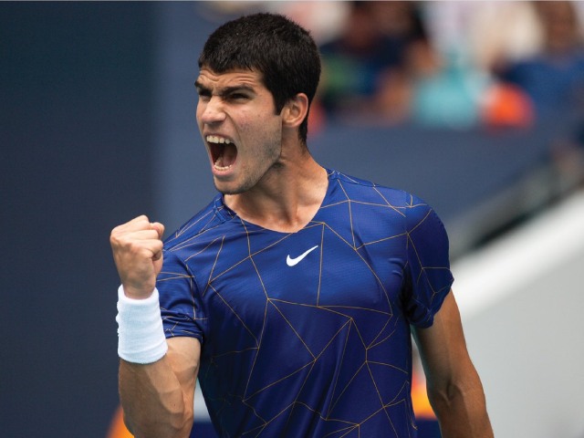 Thể thao - "Tiểu Nadal" Alcaraz thuận tay sấm sét, đối thủ chết lặng "bó tay"